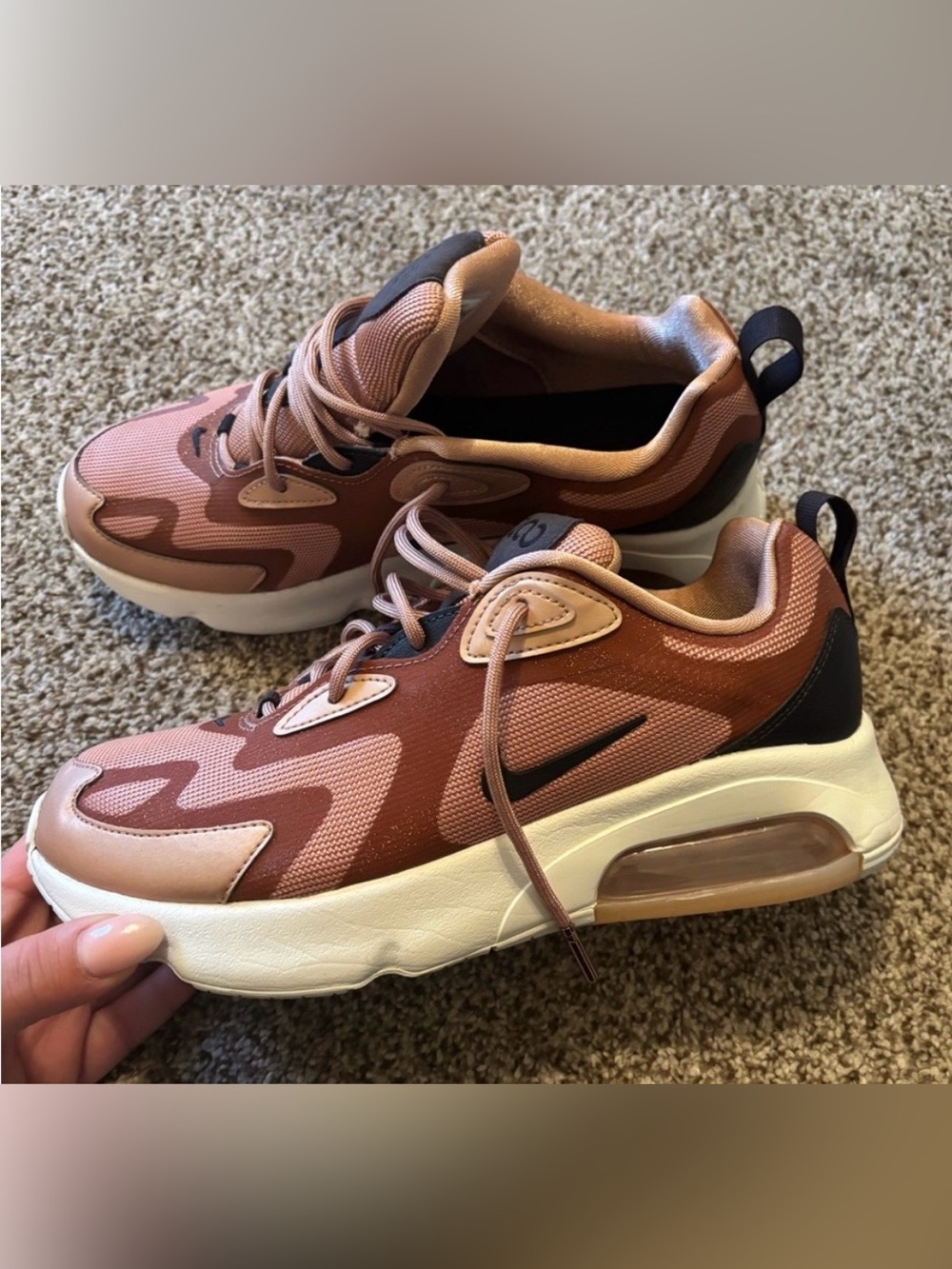 Nike Air Max 200- Size 8.5